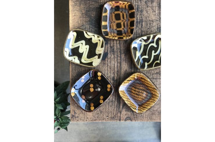 極美品✨バカラ ミルニュイ ディッシュ プレート 16cm 皿 箱入　未使用 極美品✨バカラ ミルニュイ ディッシュ プレート 16cm 皿 箱入 未使用