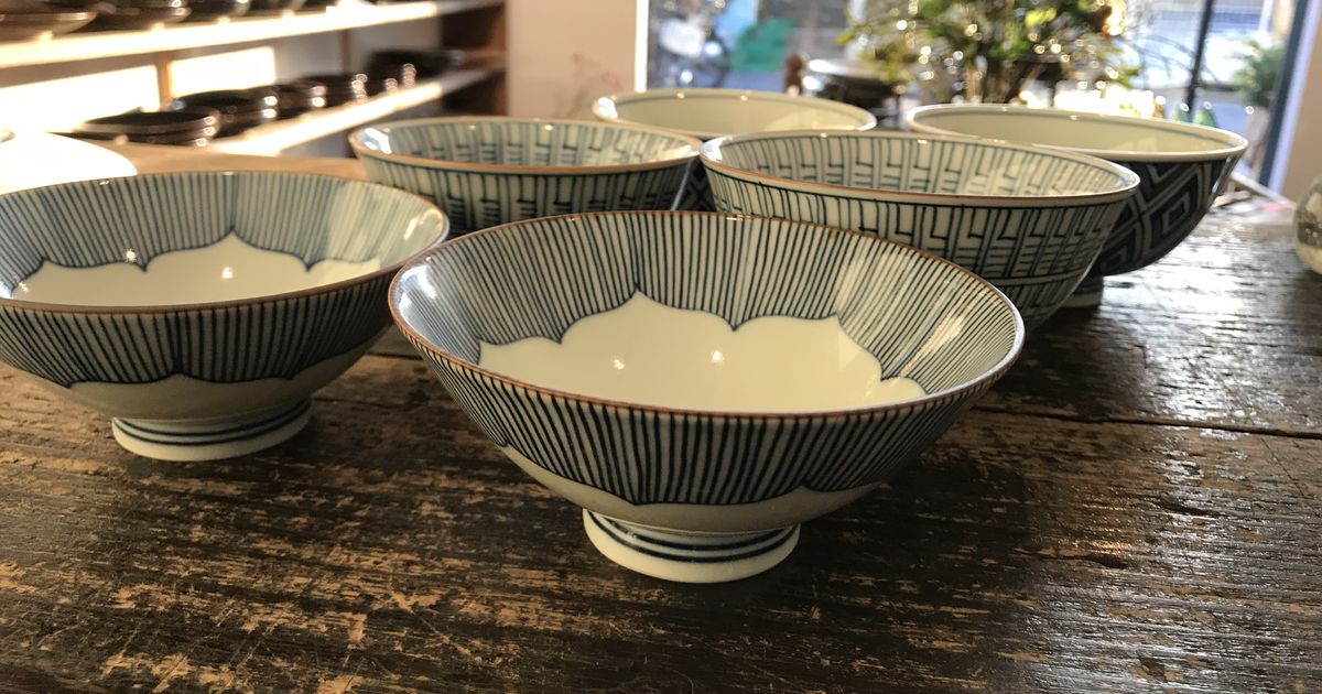 妻の作った フシギのお茶碗 ホテルのルームキーやドア模様 陶芸 7890339fce906827978d4f50325967